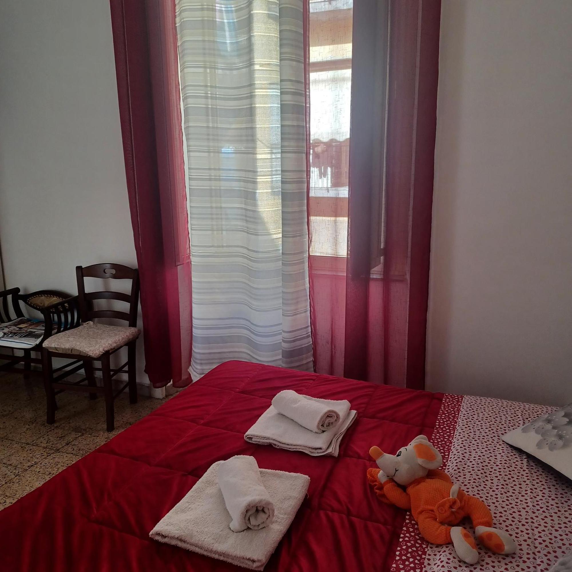 B&B Appartamenti Napoli エクステリア 写真