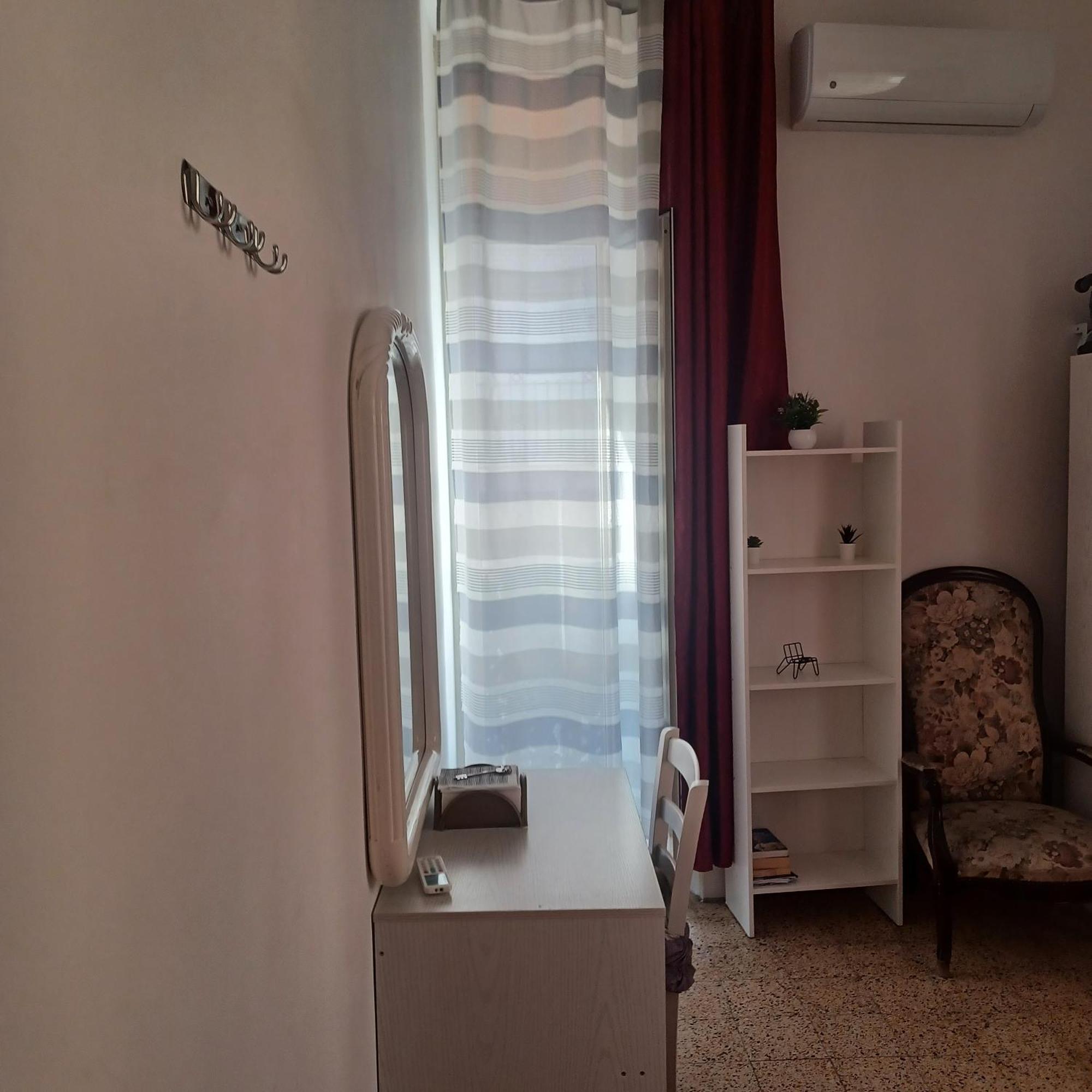 B&B Appartamenti Napoli エクステリア 写真